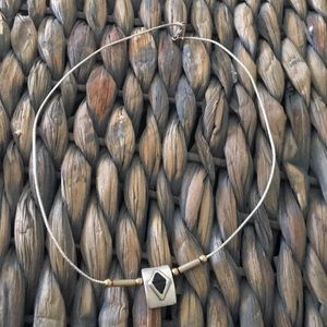 925 wire cable necklace with blue pendant